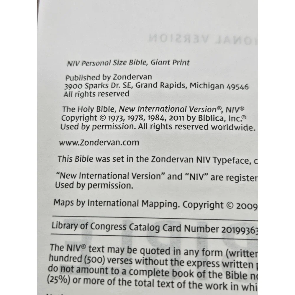Holy Bible NIV Giant Print 2011 Zondervan Brown Leathersoft Personal Size